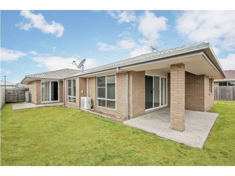 8 Feather Court, Morayfield QLD 4506