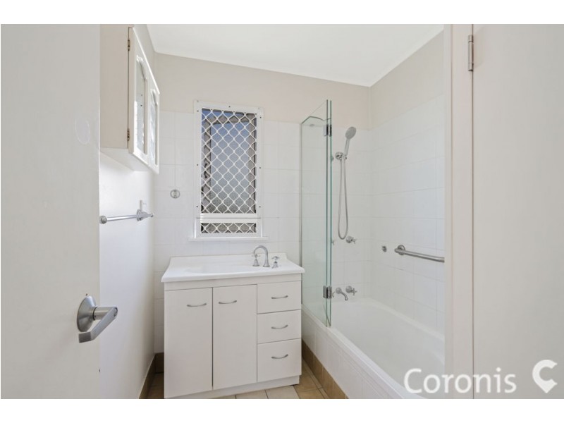 16 Livermore Street, Redcliffe QLD 4020