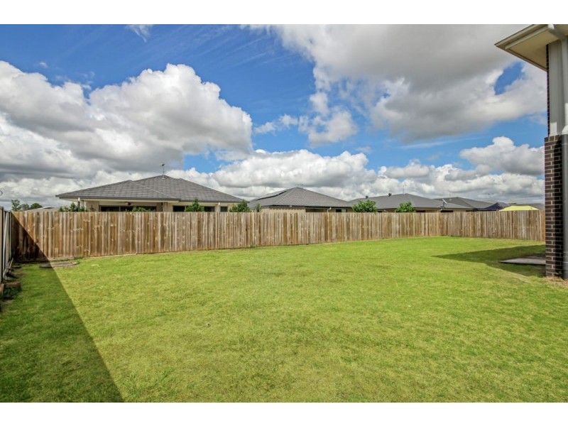 19 Waterbird Crescent, Caboolture QLD 4510