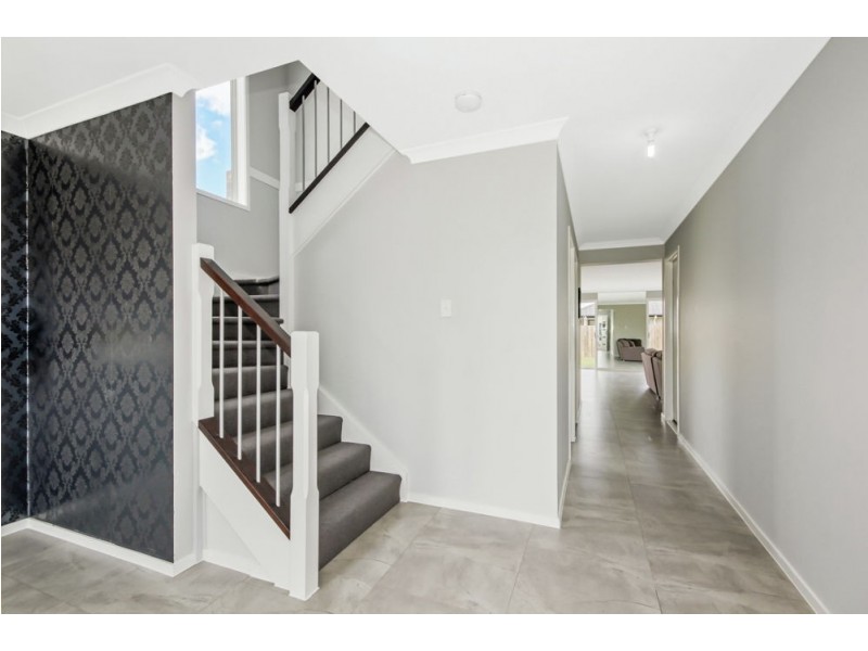 19 Waterbird Crescent, Caboolture QLD 4510