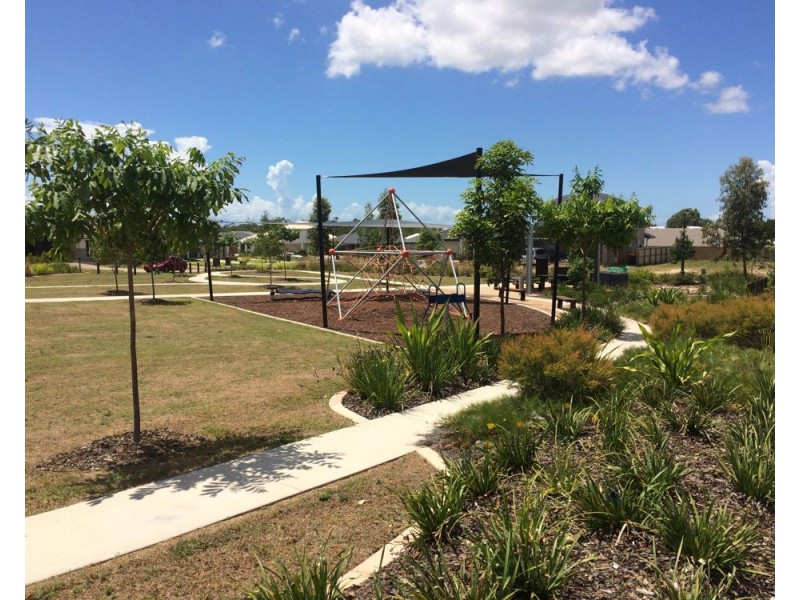 27 Basalt Street, North Lakes QLD 4509