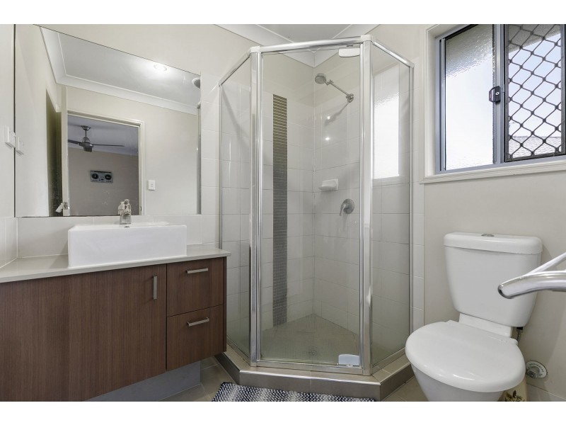 12 Feather Court, Morayfield QLD 4506