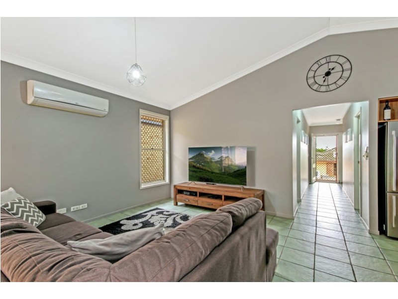 11 Darby Street, North Lakes QLD 4509