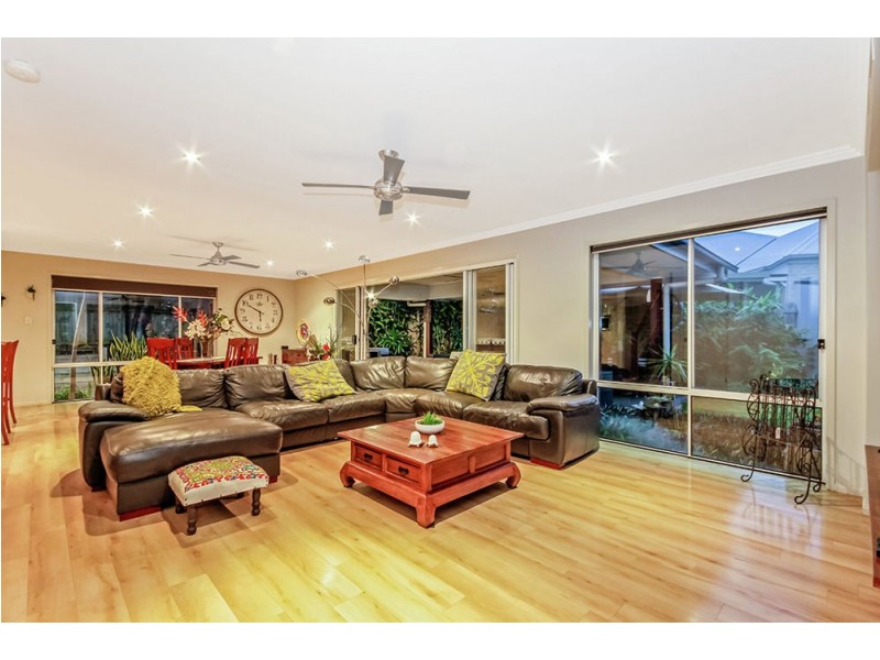 6 Tamarind Street, North Lakes QLD 4509