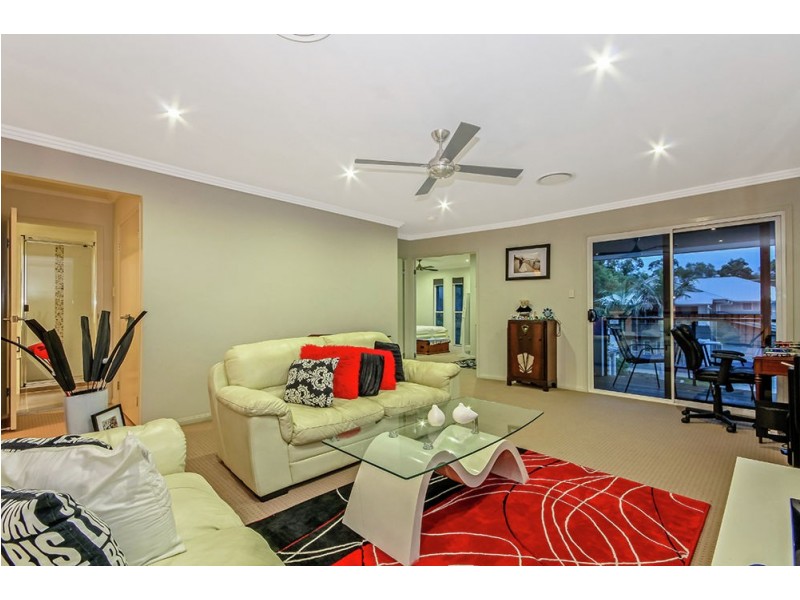 6 Tamarind Street, North Lakes QLD 4509