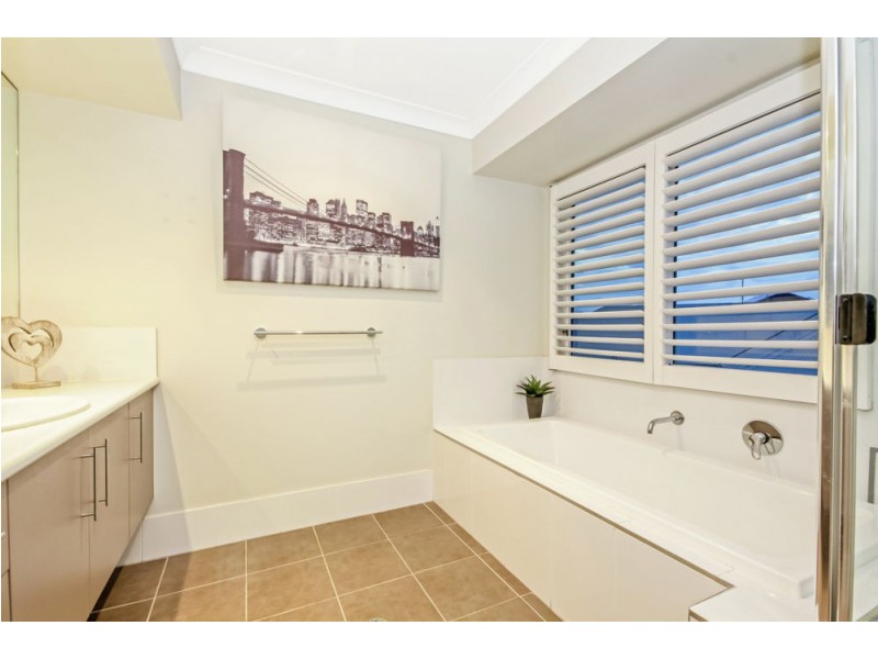 6 Tamarind Street, North Lakes QLD 4509