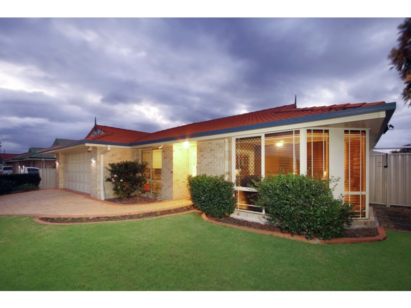 19 Vibrant Court, Dakabin QLD 4503