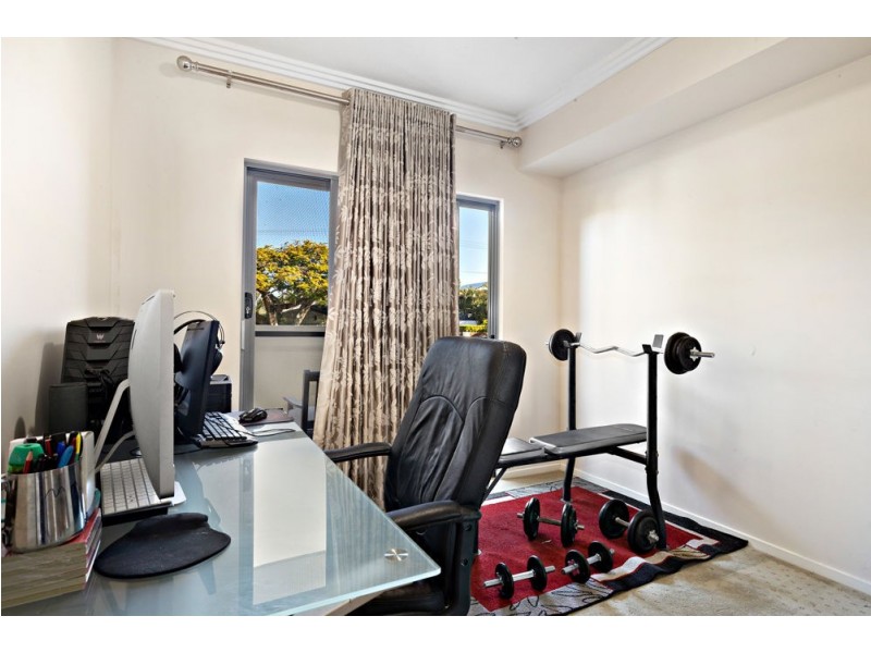 3/32 Rock Street, Scarborough QLD 4020