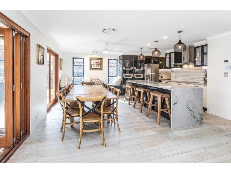 17 Karaman Court, Dakabin QLD 4503