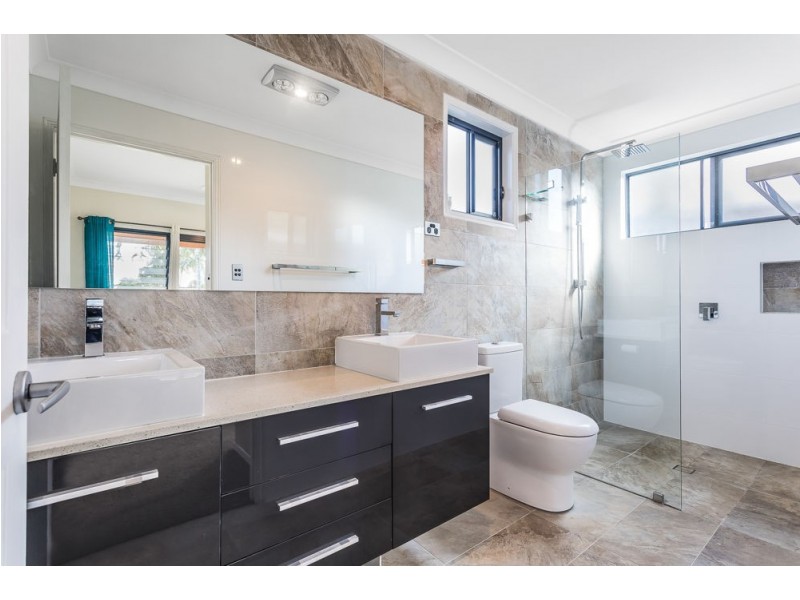 17 Karaman Court, Dakabin QLD 4503