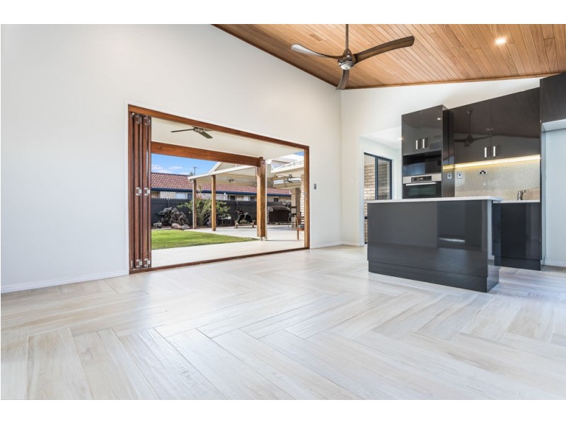 17 Karaman Court, Dakabin QLD 4503