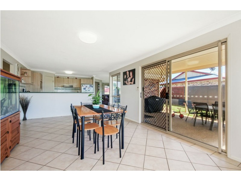 8 Abernant Court, Dakabin QLD 4503