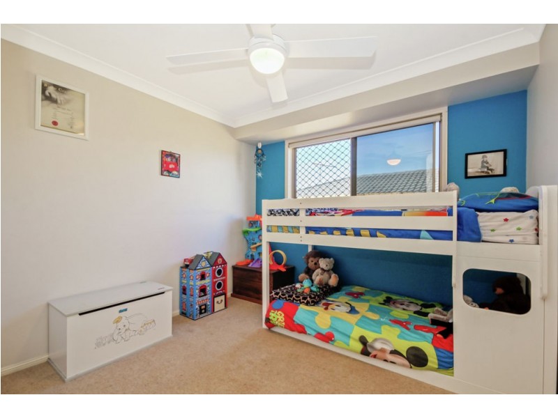 8 Abernant Court, Dakabin QLD 4503