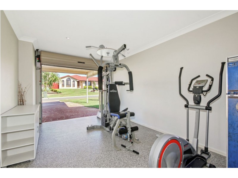 8 Abernant Court, Dakabin QLD 4503