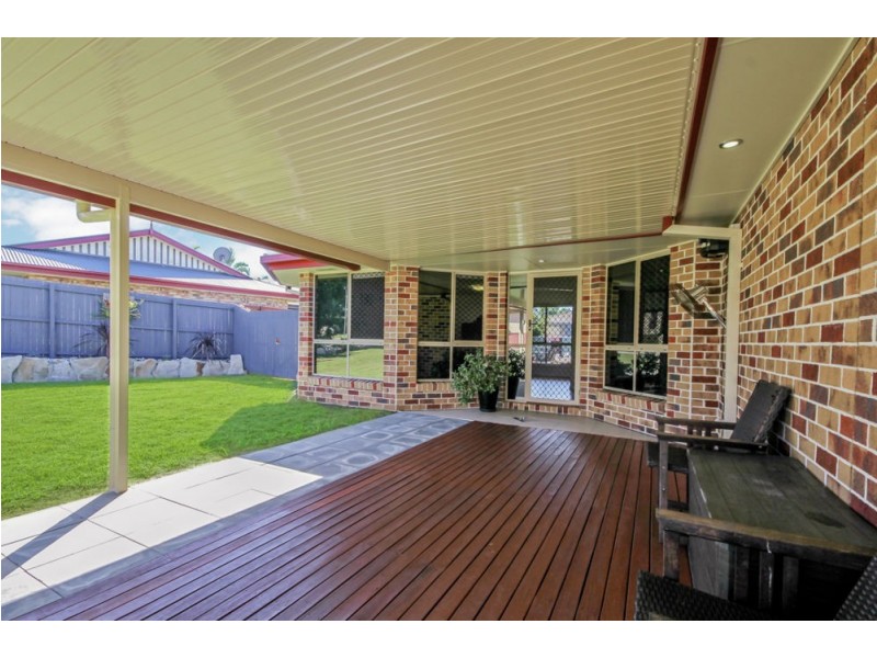 8 Abernant Court, Dakabin QLD 4503