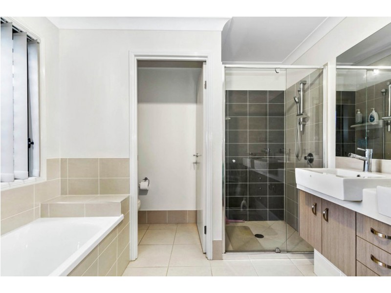 48 Duporth Crescent, Dakabin QLD 4503