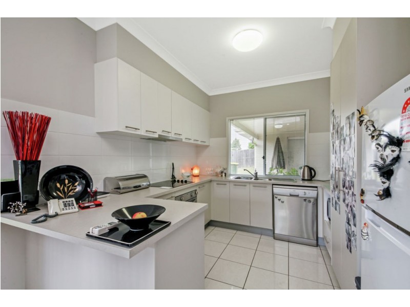 1 KOWARI CRESCENT, North Lakes QLD 4509