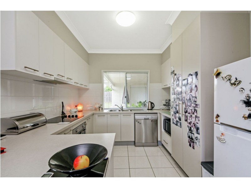 1 KOWARI CRESCENT, North Lakes QLD 4509