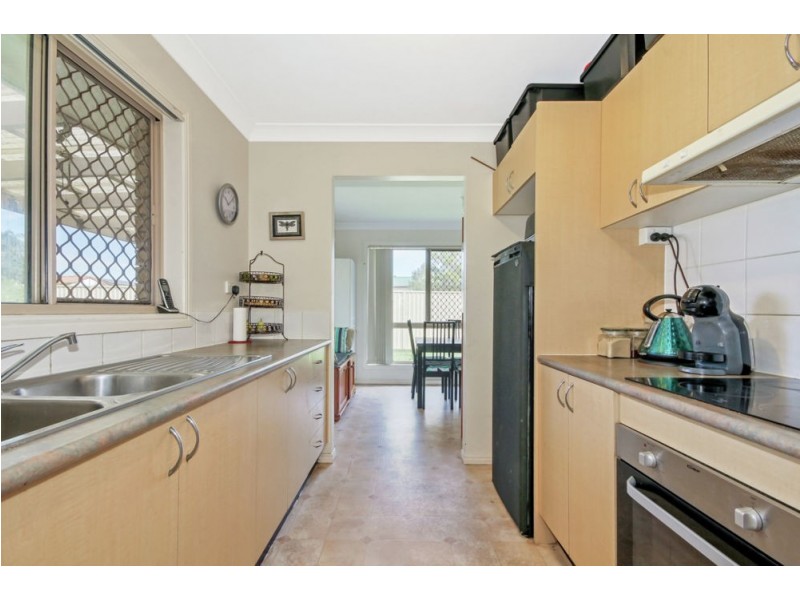 8 Spencer Avenue, Deception Bay QLD 4508