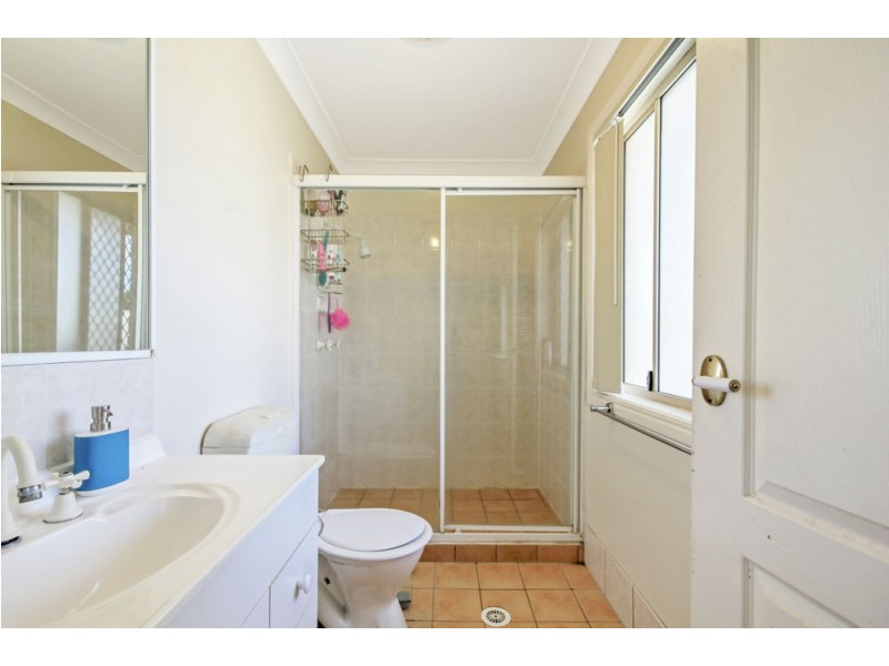 8 Spencer Avenue, Deception Bay QLD 4508