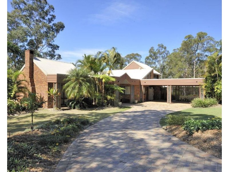 359 Raynbird Road, Narangba QLD 4504