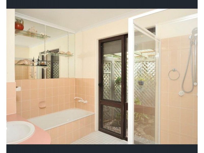 359 Raynbird Road, Narangba QLD 4504