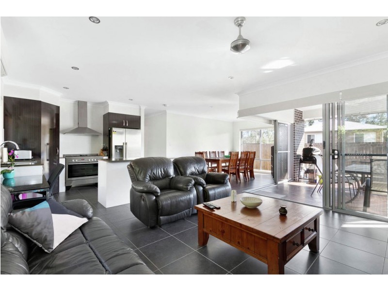 5 Capuchin Close, Dakabin QLD 4503