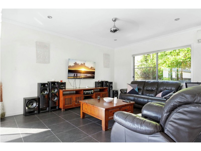 5 Capuchin Close, Dakabin QLD 4503