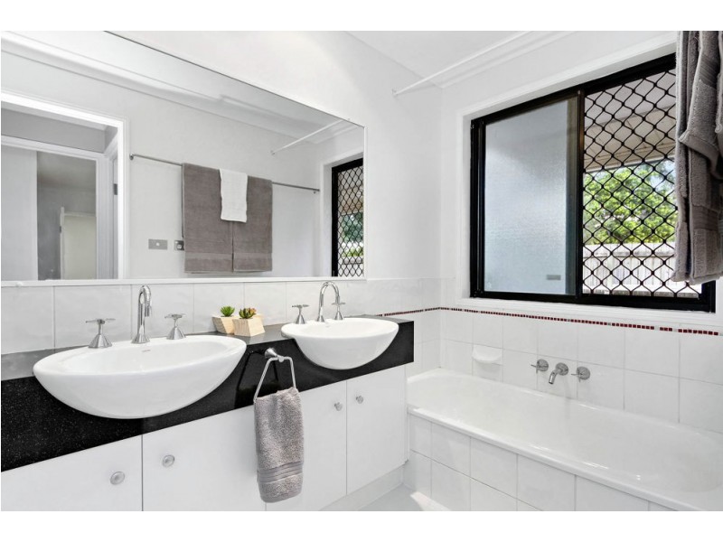 25 Ceccato Drive, Murrumba Downs QLD 4503