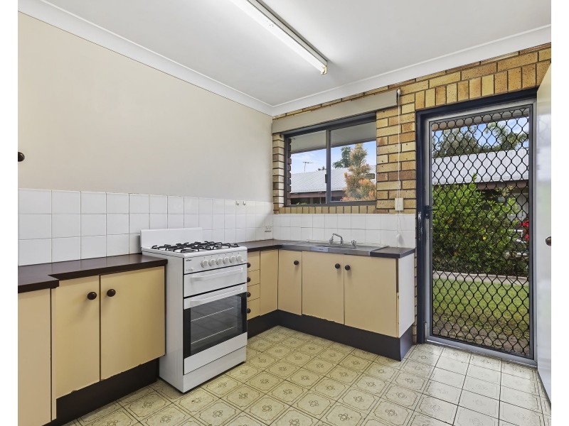 4/51 Ellen Street, Woody Point QLD 4019