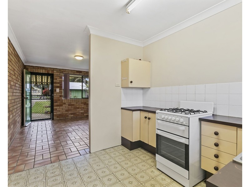 4/51 Ellen Street, Woody Point QLD 4019