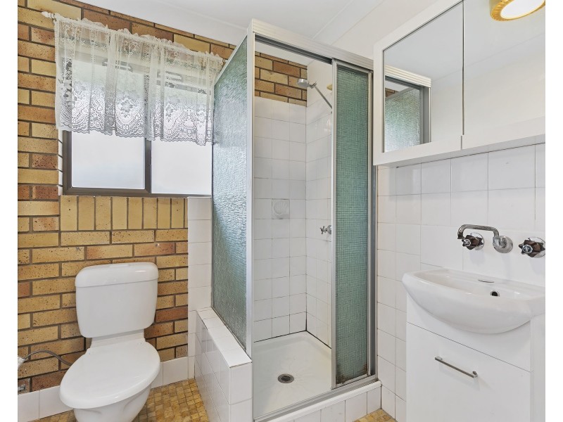4/51 Ellen Street, Woody Point QLD 4019