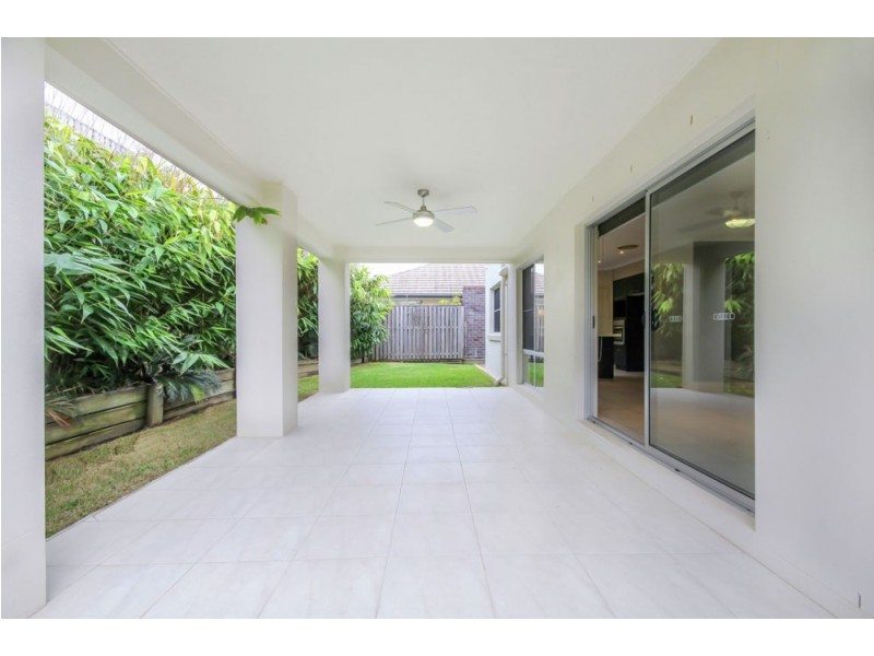 11 Holly Cresent, Griffin QLD 4503