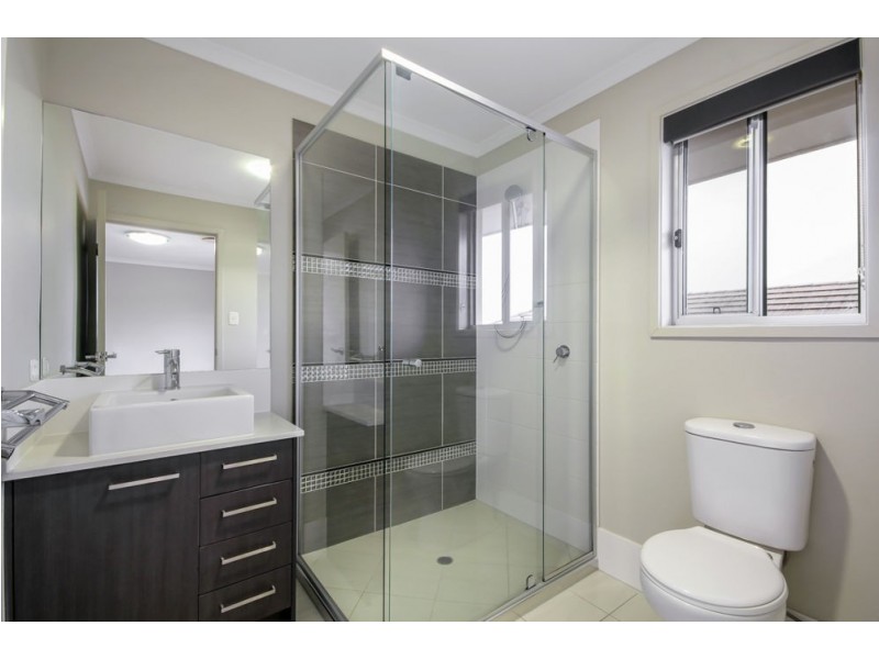 11 Holly Cresent, Griffin QLD 4503