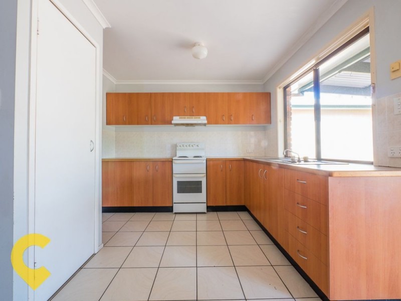 37 Moatah Drive, Beachmere QLD 4510