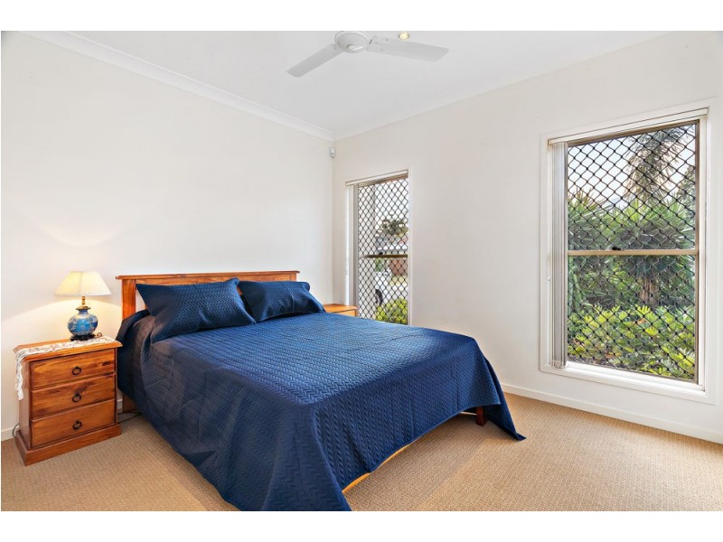 9 Silkyoak Court, North Lakes QLD 4509