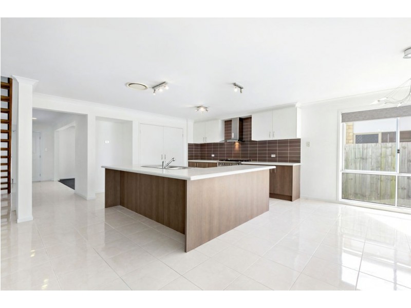 47 Kurrajong Circuit, North Lakes QLD 4509