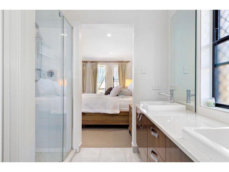 30 Swallow Street, Griffin QLD 4503