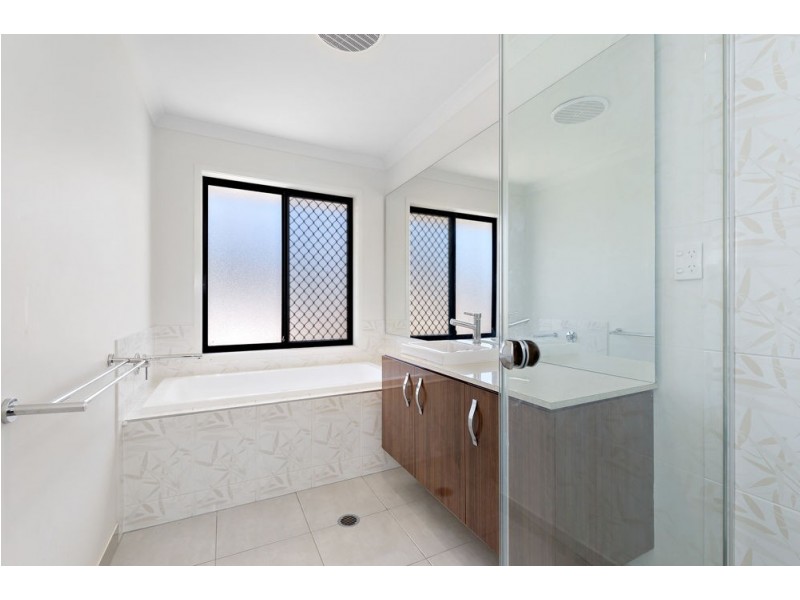 30 Swallow Street, Griffin QLD 4503