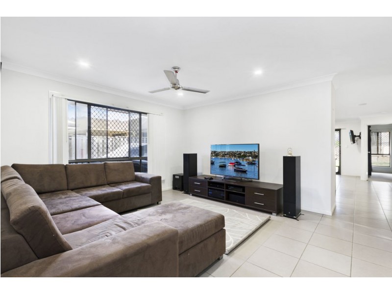 25 Sage Parade, Griffin QLD 4503