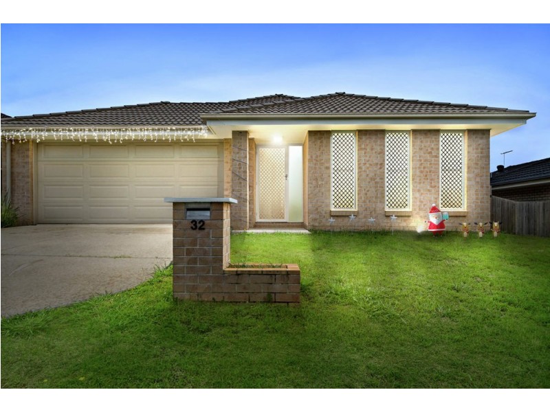 32 Duporth Crescent, Dakabin QLD 4503