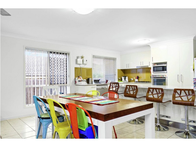 32 Duporth Crescent, Dakabin QLD 4503