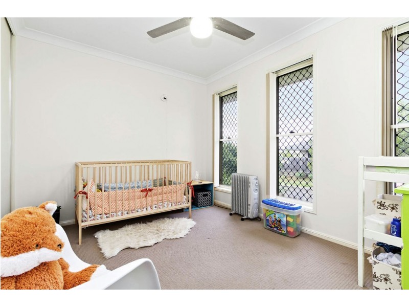 32 Duporth Crescent, Dakabin QLD 4503