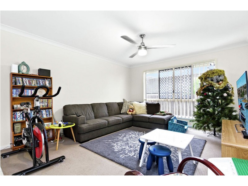 32 Duporth Crescent, Dakabin QLD 4503