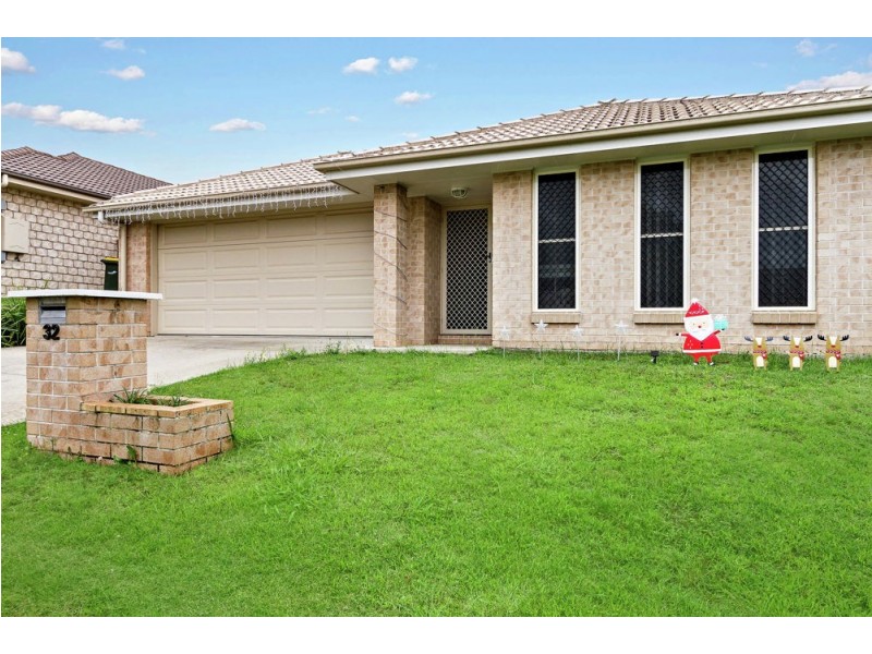 32 Duporth Crescent, Dakabin QLD 4503