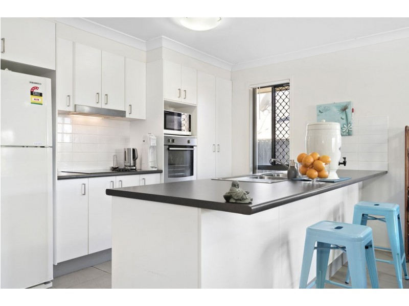 13 Applewood Court, Kallangur QLD 4503