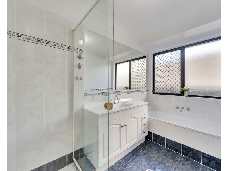 3 Vibrant Court, Dakabin QLD 4503