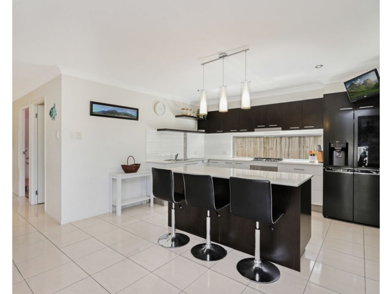 4 Chamomile street, Griffin QLD 4503