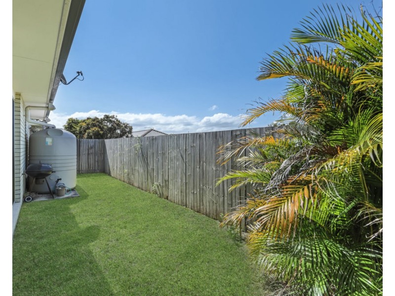 4 Chamomile street, Griffin QLD 4503