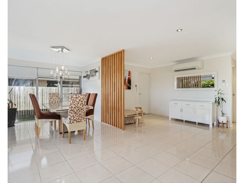 4 Chamomile street, Griffin QLD 4503